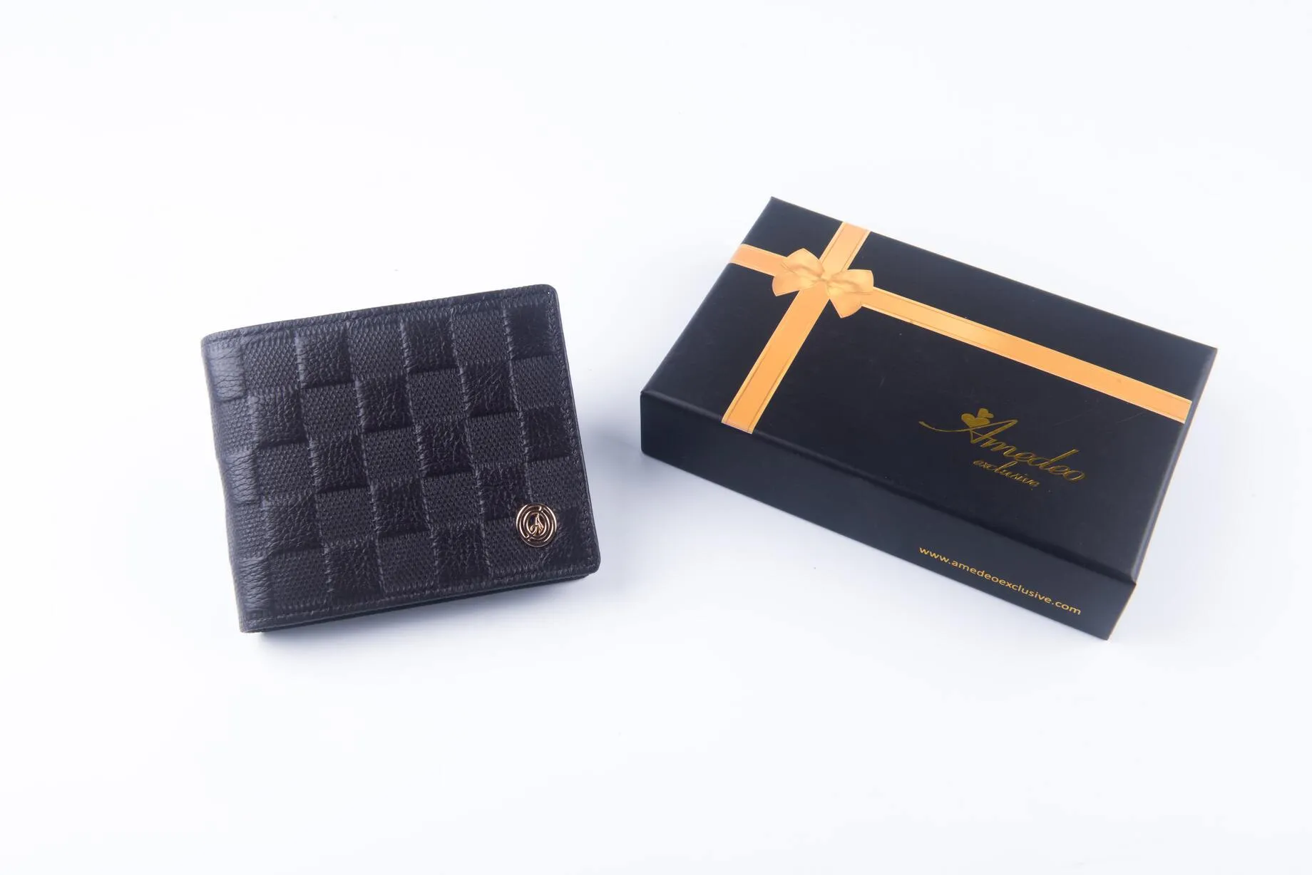 Textured Brown Genuine leather wallet for men – Slim Luxury Purse